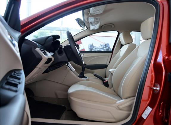 艾瑞泽7 2015款 1.5T 手动致领版 车厢座椅   前排空间