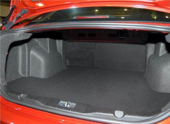 艾瑞泽7 2016款 1.5T 手动致享版 车厢座椅   后备厢