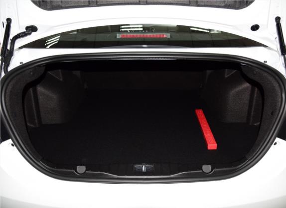 艾瑞泽7 2017款 1.5T CVT致尚版 车厢座椅   后备厢