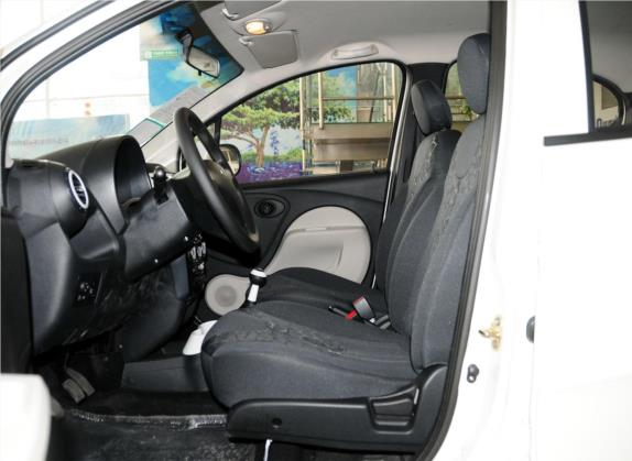 奇瑞QQ 2013款 1.0L 手动快乐版 车厢座椅   前排空间