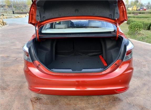 艾瑞泽3 2015款 1.5L 手动够型版 车厢座椅   后备厢