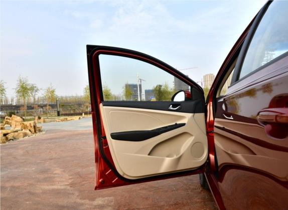 艾瑞泽3 2015款 1.5L 手动够型版 车厢座椅   前门板