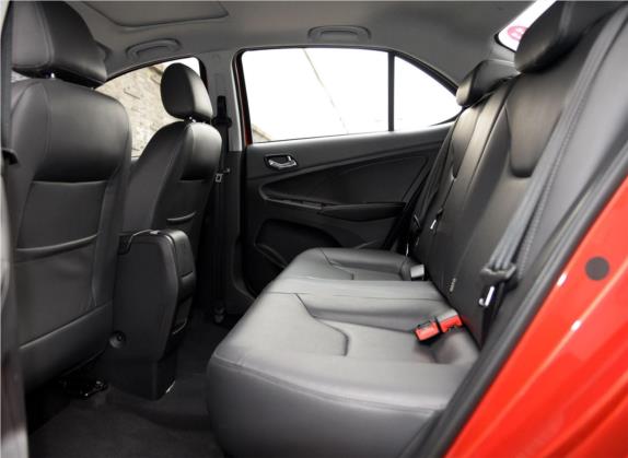 艾瑞泽3 2015款 1.5L 手动够炫版 车厢座椅   后排空间