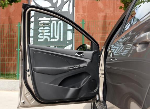 艾瑞泽3 2015款 1.5L 自动够劲版 车厢座椅   前门板