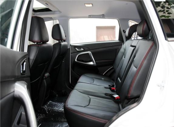 瑞虎5 2014款 2.0L 手动家悦版 车厢座椅   后排空间