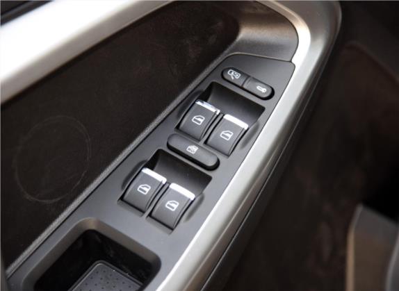 瑞虎5 2015款 1.5T 手动智云版 车厢座椅   门窗控制