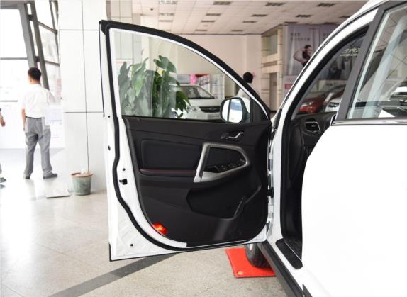 瑞虎5 2015款 2.0L CVT家悦版 车厢座椅   前门板