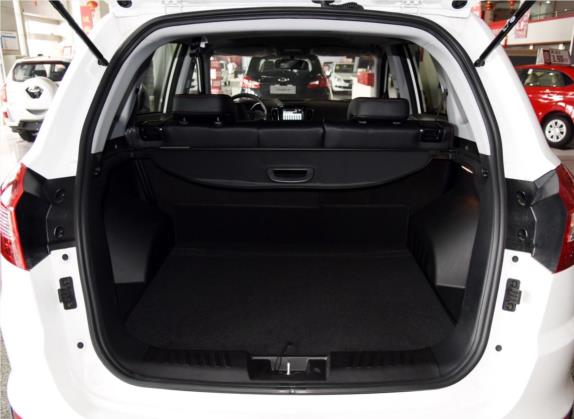 瑞虎5 2015款 2.0L CVT家尊版 车厢座椅   后备厢