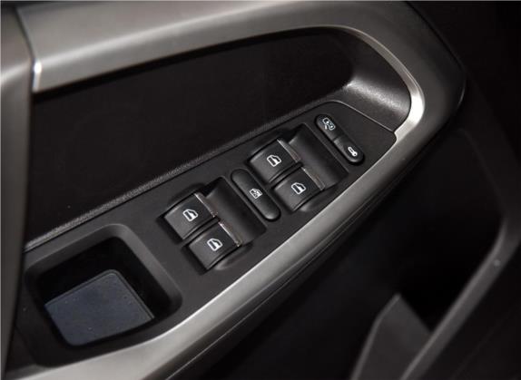 瑞虎5 2015款 2.0L CVT家尊版 车厢座椅   门窗控制