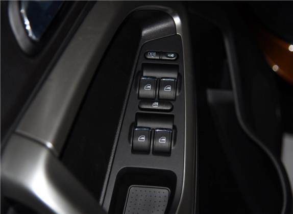瑞虎5 2016款 2.0L 手动家悦版 车厢座椅   门窗控制