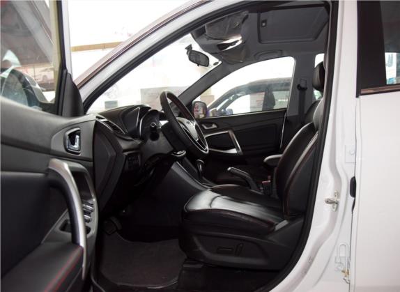 瑞虎5 2016款 2.0L CVT家悦版 车厢座椅   前排空间