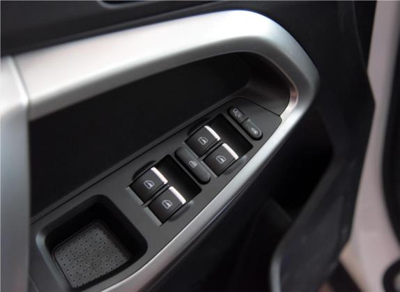 瑞虎5 2016款 2.0L CVT家悦版 车厢座椅   门窗控制