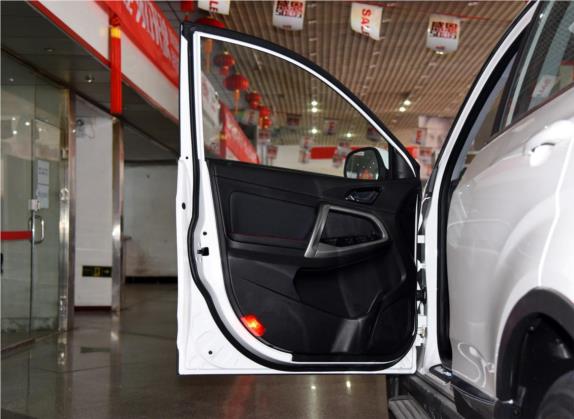 瑞虎5 2016款 2.0L 手动家悦信赖版 车厢座椅   前门板