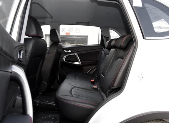 瑞虎5 2016款 2.0L CVT家悦信赖版 车厢座椅   后排空间