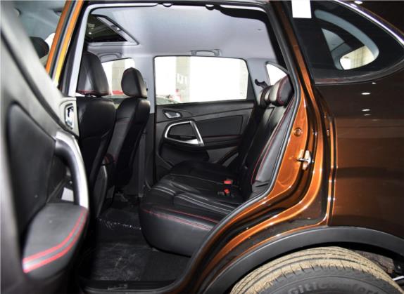 瑞虎5 2016款 2.0L CVT家尊信赖版 车厢座椅   后排空间