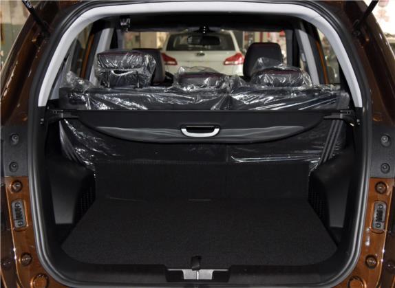 瑞虎5 2016款 2.0L CVT家尊信赖版 车厢座椅   后备厢