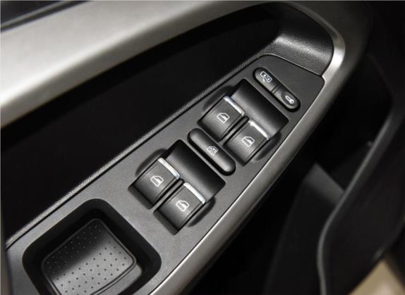 瑞虎5 2017款 1.5T 手动舒适版 车厢座椅   门窗控制