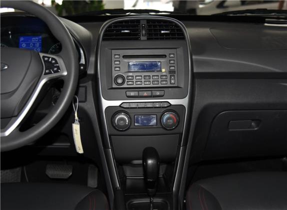 瑞虎3 2014款 1.6L CVT智尚版 中控类   中控台