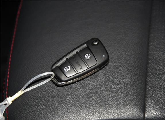 瑞虎3 2014款 1.6L CVT智尚版 其他细节类   钥匙