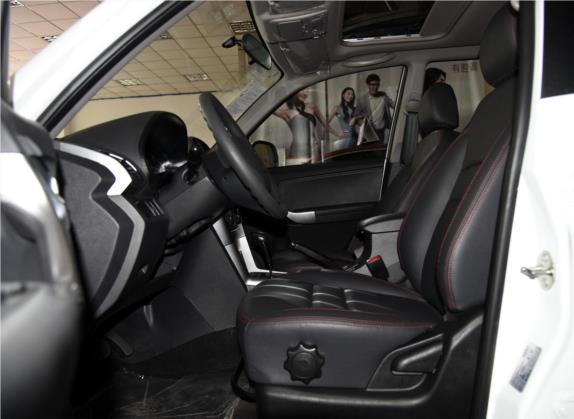 瑞虎3 2014款 1.6L CVT智尚版 车厢座椅   前排空间
