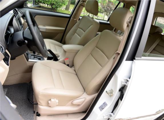 瑞虎3 2014款 1.6L CVT尊尚版 车厢座椅   前排空间