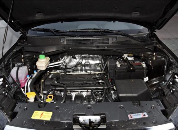 瑞虎3 2015款 1.6L 手动风尚运动版 其他细节类   发动机舱