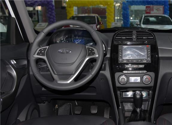 瑞虎3 2015款 1.6L 手动尊尚运动版 中控类   驾驶位