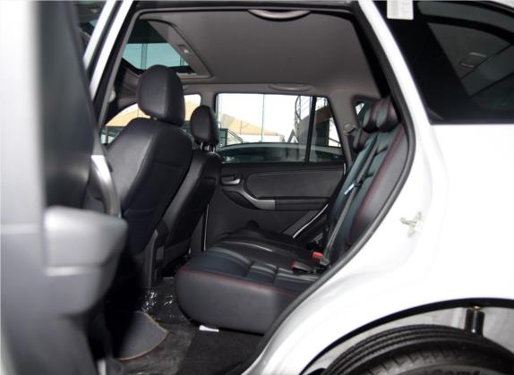 瑞虎3 2015款 1.6L 手动尊尚运动版 车厢座椅   后排空间