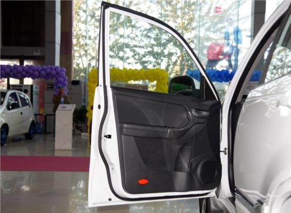 瑞虎3 2015款 1.6L 手动尊尚运动版 车厢座椅   前门板