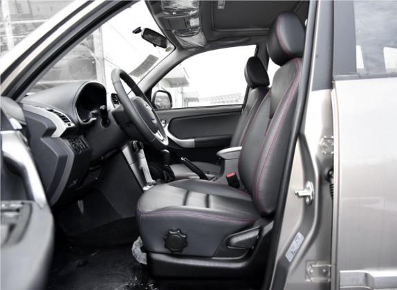 瑞虎3 2015款 1.6L 手动智尚纪念版 车厢座椅   前排空间