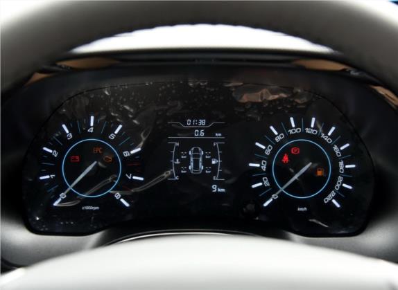 瑞虎3 2016款 1.6L 手动智尚版 中控类   仪表盘