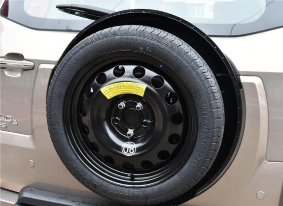 瑞虎3 2016款 1.6L 手动风尚版 其他细节类   备胎