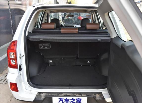 瑞虎3 2018款 1.6L CVT百万全球版 车厢座椅   后备厢