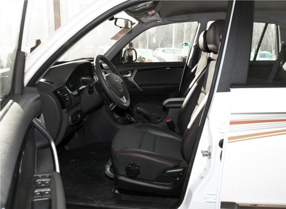 瑞虎3 2018款 经典版 1.6L CVT精英型 车厢座椅   前排空间