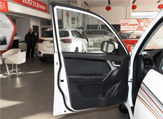 瑞虎3 2018款 经典版 1.6L CVT精英型 车厢座椅   前门板
