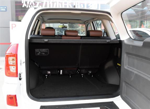 瑞虎3 2020款 百万全球版 1.5L 手动精英型 车厢座椅   后备厢