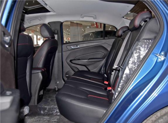 艾瑞泽5 2016款 1.5L CVT领臻版 车厢座椅   后排空间