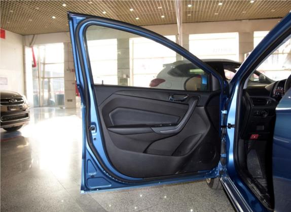 艾瑞泽5 2016款 1.5L CVT领臻版 车厢座椅   前门板