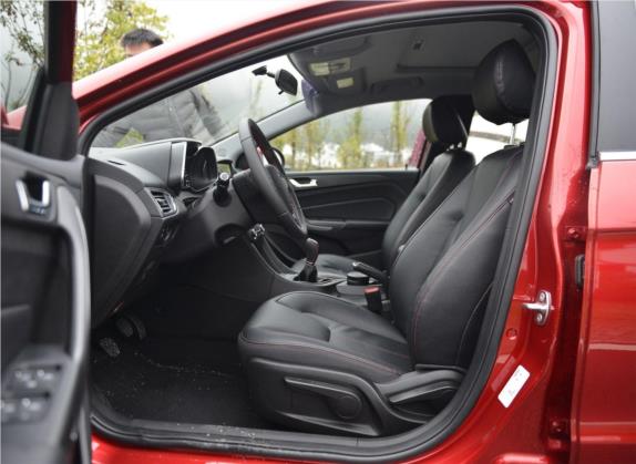 艾瑞泽5 2016款 1.5L 手动领臻版 车厢座椅   前排空间