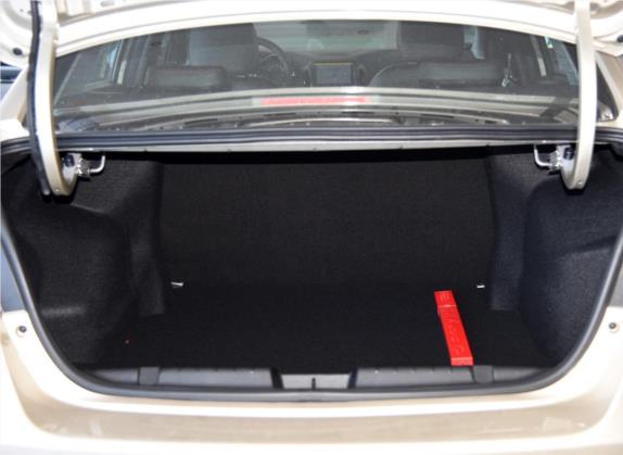 艾瑞泽5 2016款 1.5L CVT领锐版 车厢座椅   后备厢