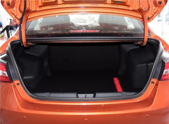 艾瑞泽5 2017款 SPORT 1.5T 手动豪华版 车厢座椅   后备厢