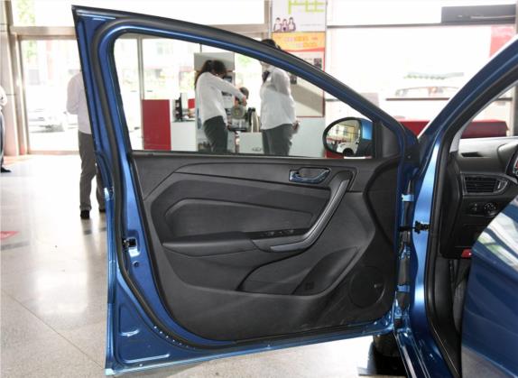 艾瑞泽5 2017款 1.5L 手动领潮版 车厢座椅   前门板