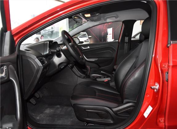 艾瑞泽5 2017款 1.5L 手动精英版 车厢座椅   前排空间