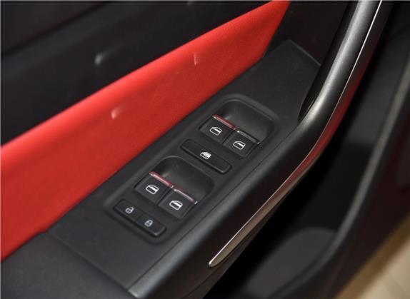 艾瑞泽5 2017款 1.5L 手动豪华版 车厢座椅   门窗控制