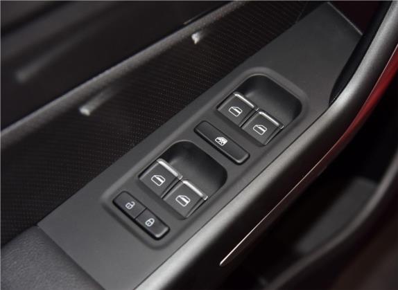 艾瑞泽5 2017款 1.5L CVT领潮版 车厢座椅   门窗控制