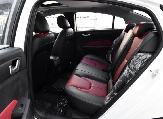 艾瑞泽5 2017款 1.5L CVT豪华版 车厢座椅   后排空间