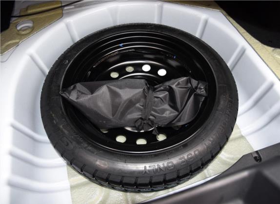 艾瑞泽5 2018款 1.5L CVT致敬青春版 其他细节类   备胎