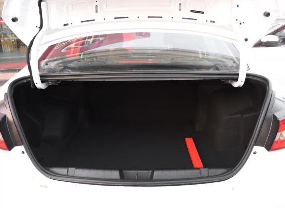 艾瑞泽5 2019款 1.5L CVT青春版 国V 车厢座椅   后备厢