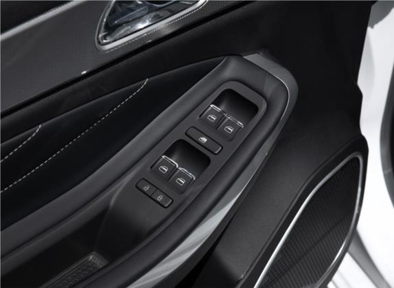 艾瑞泽5 2019款 1.5L 手动新青春版 国VI 车厢座椅   门窗控制