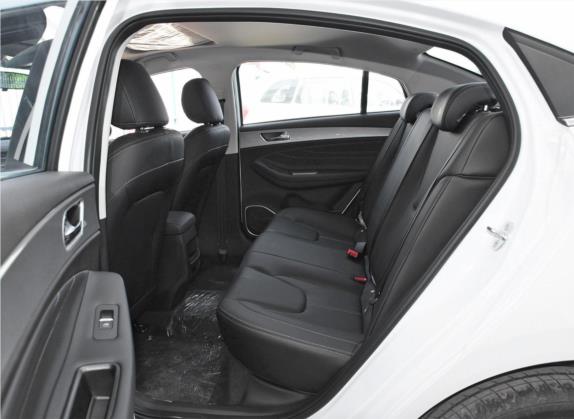 艾瑞泽5 2019款 1.5L 手动新自在版 国VI 车厢座椅   后排空间